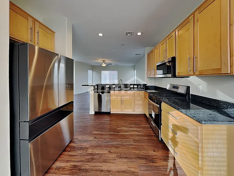 9347 Brigham Ave — Photo 3