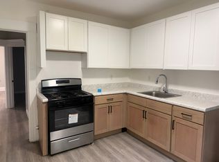 176 Wegman Pkwy #1, Jersey City, NJ 07305