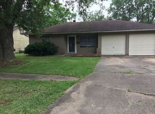 311 N 35th St, Nederland, TX 77627