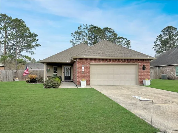 104 Trenton Dr, Mandeville, LA 70471