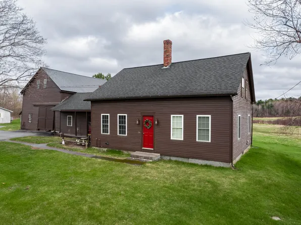 794 Main Road, Carmel, ME 04419