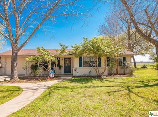 110 Palmo Dr, Luling, TX 78648