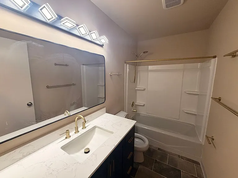 6721 Foothill Dr — Photo 17