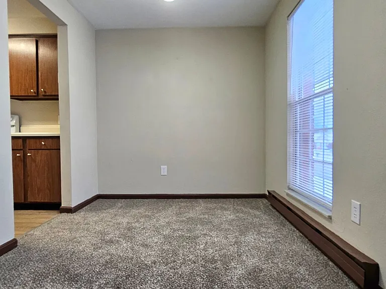 1260 Sanlor Ave #4 — Photo 7