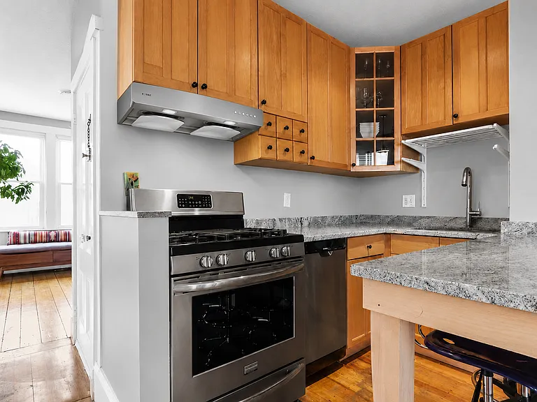 246 Cypress St #4 — Photo 7