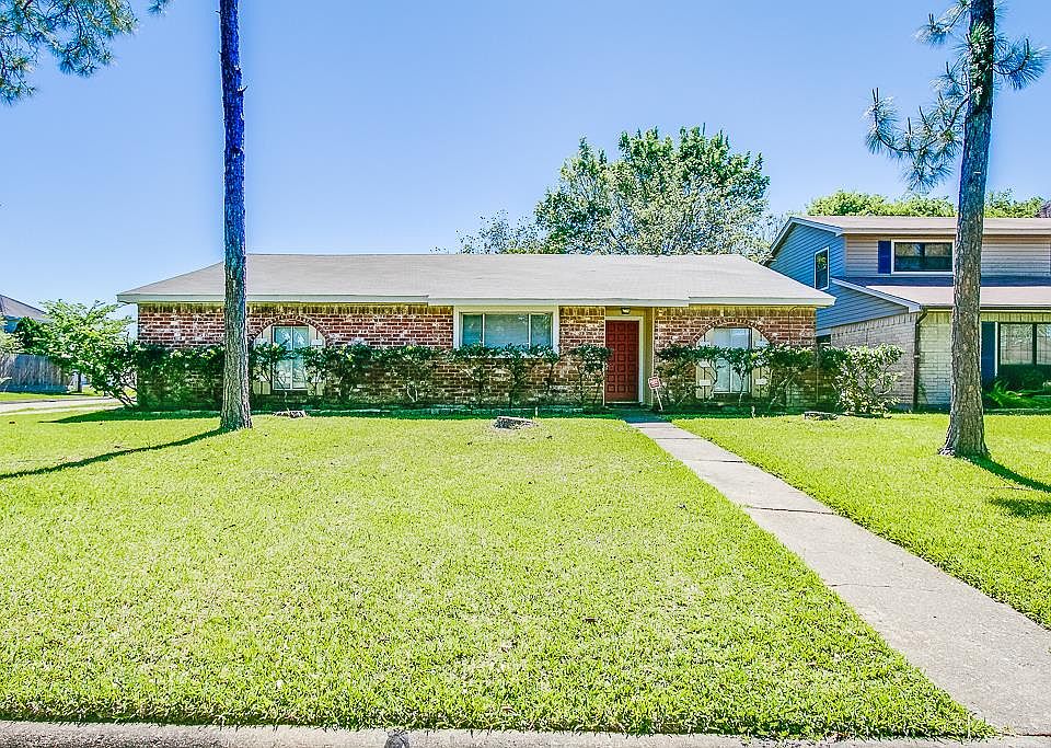 1st image of 17022 Bougainvilla Ln
