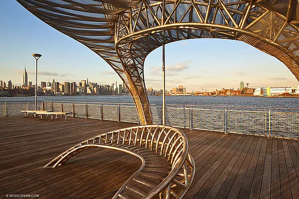 Rented by Compass | media 24