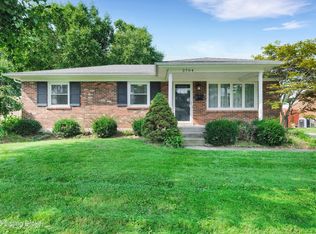 2704 Alps Rd, Louisville, KY 40216