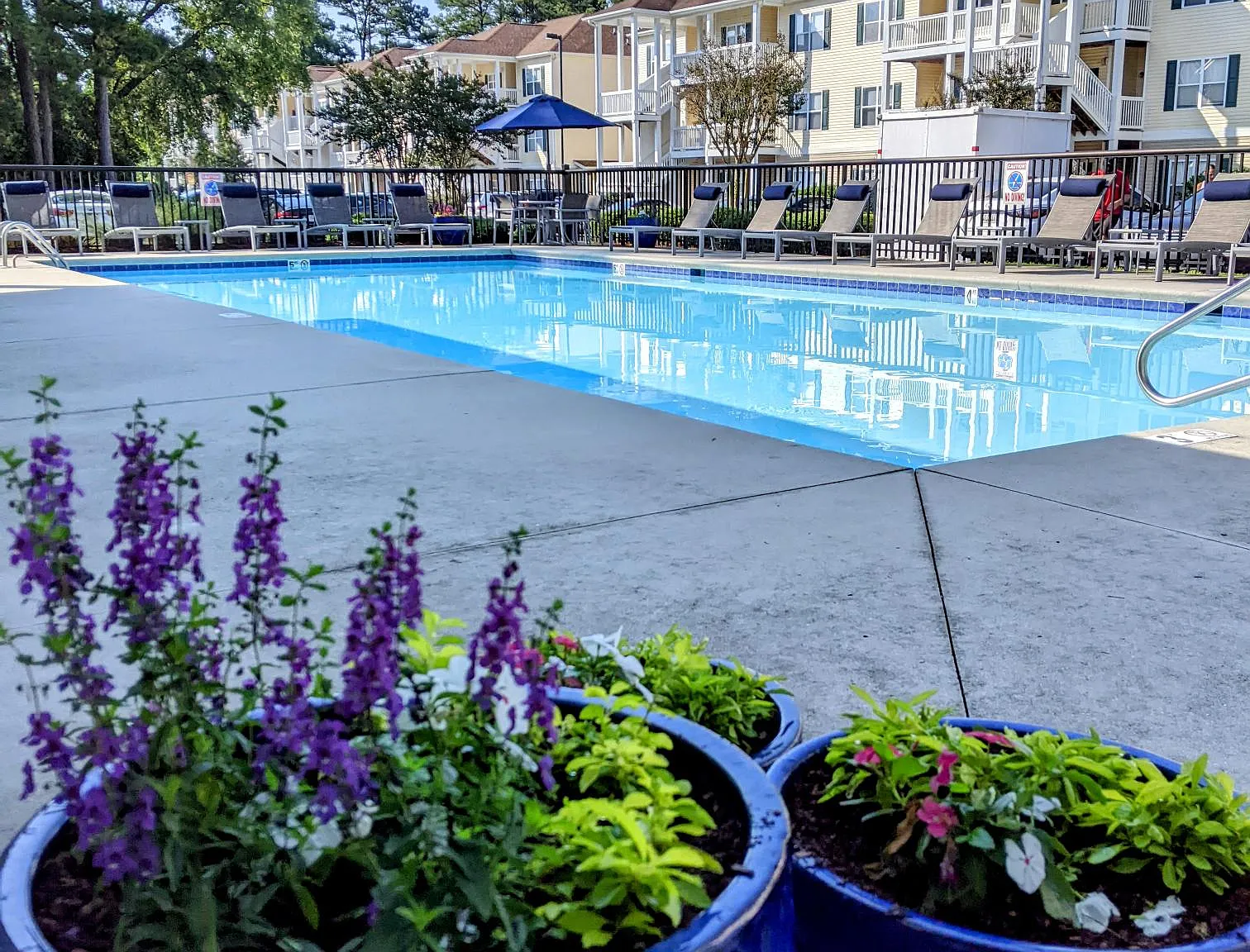 The Park at Three Oaks Apartments — Photo 2