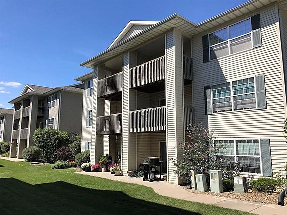 2nd image of 10-120 Cherry Ct #1c8bde916