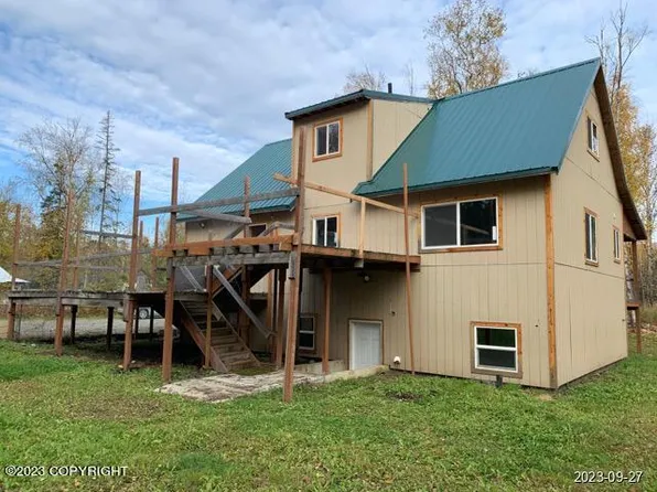 1560 W Crazy Pearsons Rd, Wasilla, AK 99654