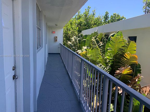 3rd image of 360 Meridian Ave APT 4C