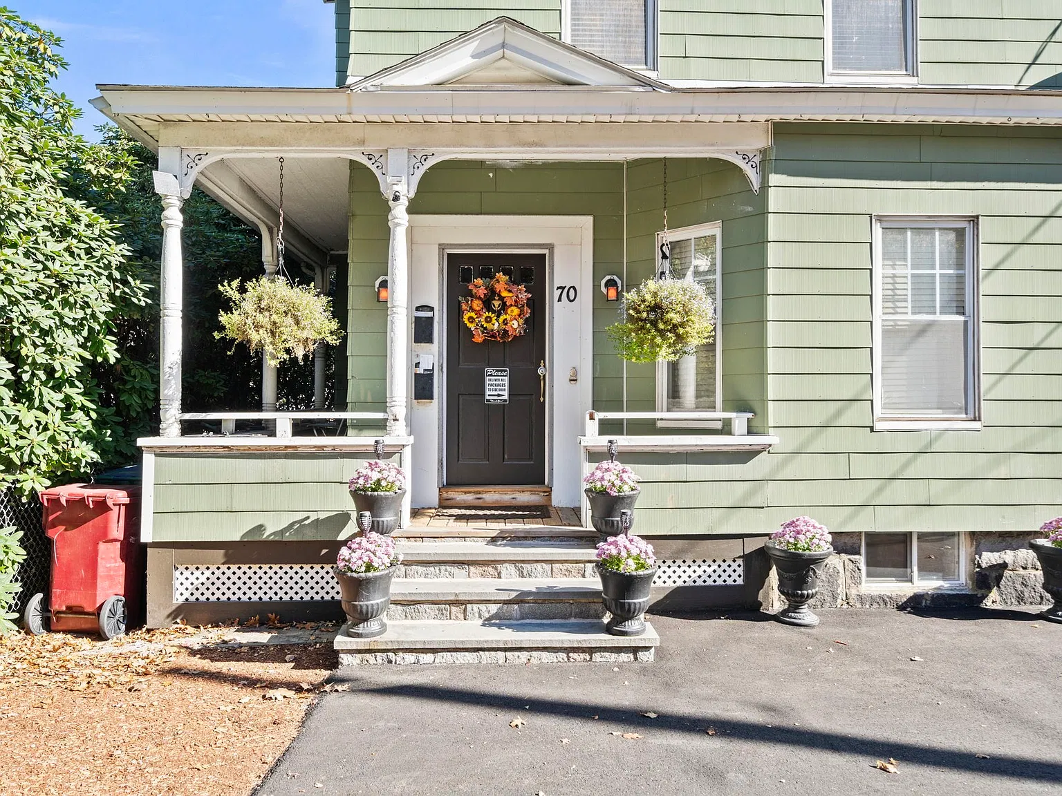 2 bed, 1.0 bath, 1030 sqft, $2,300 — Photo 4