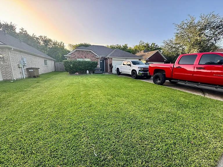 4019 Strawberry Ct — Photo 13