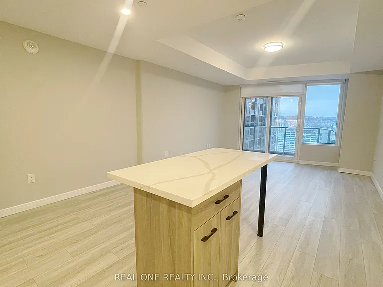 20 George St #2409 — Photo 8