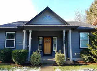 1235 17th St NE, Salem, OR 97301