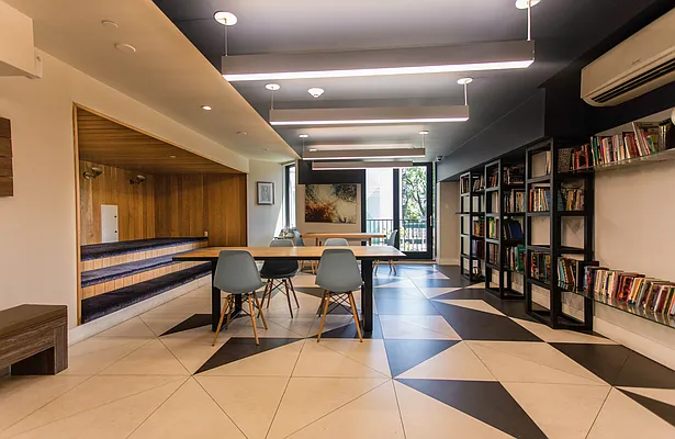 Entry / hallway, photo 1