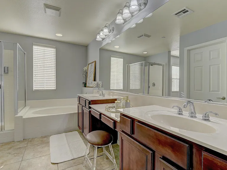 11386 Belmont Lake Dr #104 — Photo 14