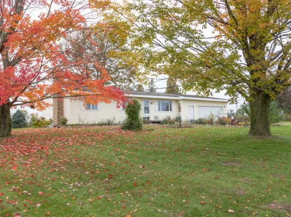 9883 Chamberlain Rd, Silverwood, MI 48760