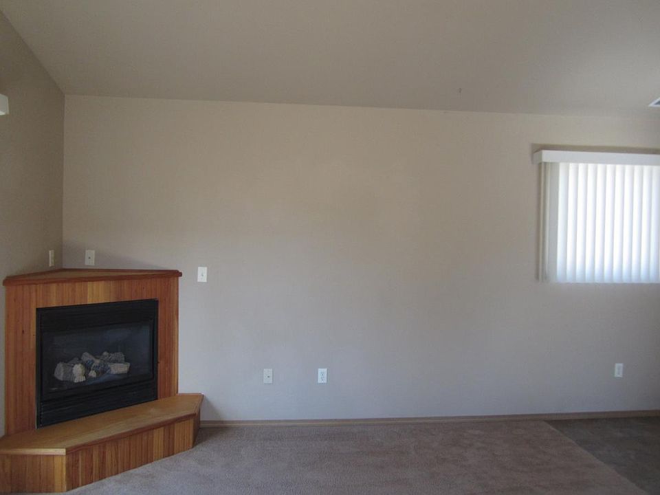 2nd image of 63335 Britta St APT 4