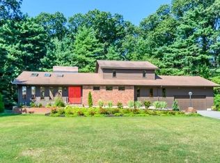 14 Russett Ln, Andover, MA 01810