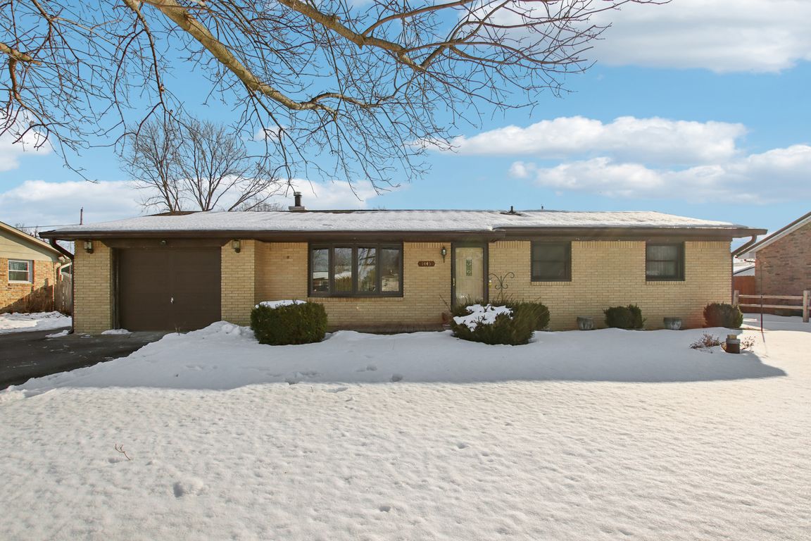 Raymond Rd-S1102-001.jpg