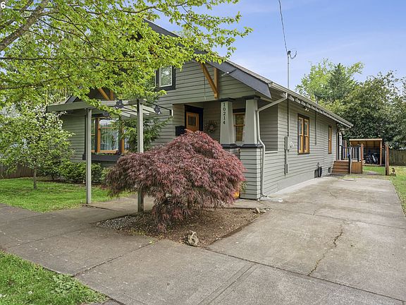 2nd image of 10214 SE Yukon St