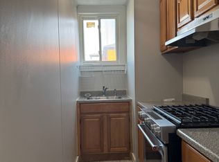 39 Opper St APT 2, Providence, RI 02904