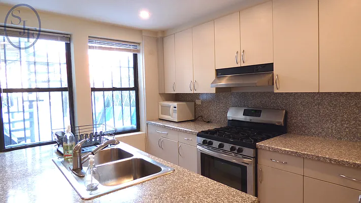 Rented by Suzanne J. Forrester Real Estate Brokerage LLC | media 17