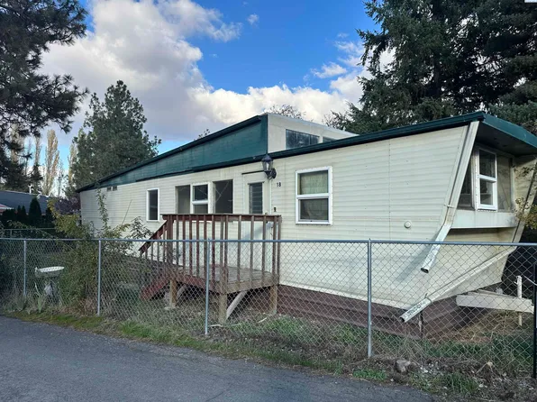 1165 S Grand Ave Trailer 18, Pullman, WA 99163