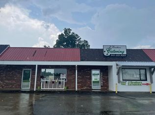 28 W Jefferson St, Hazlehurst, GA 31539