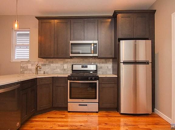 2nd image of 682 N 8th St Floor 1