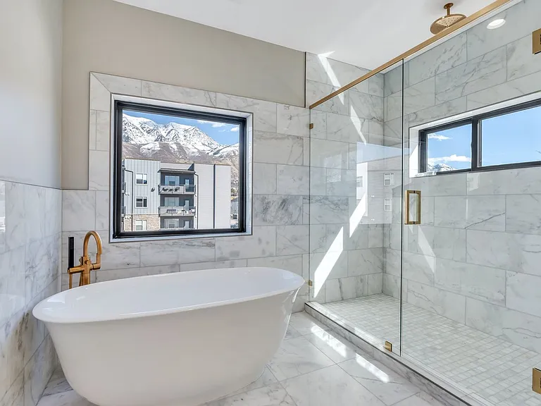 Jocelyn Court Townhomes — Photo 35