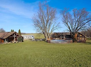 5646 N Mount Vernon Rd, Forreston, IL 61030