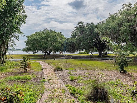 3rd image of 116 S LAKESHORE BOULEVARD