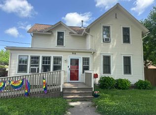 916 Giles St, Stoughton, WI 53589