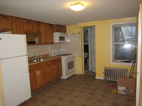 5th image of 157 Clifton Pl APT 01