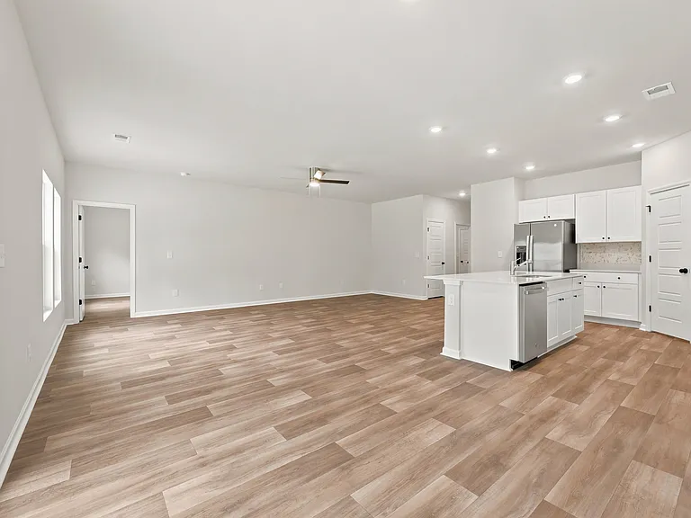 1145 Tibetan St — Photo 17