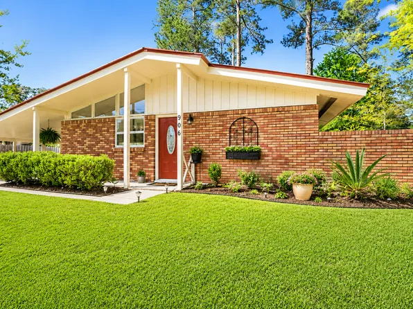 306 E Cherry Dr, Petal, MS 39465