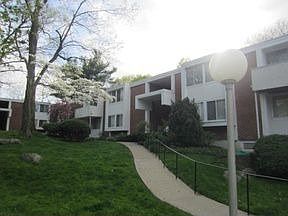 1st image of 623 Colony Dr