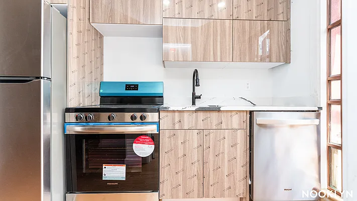 Rented by Nooklyn NYC LLC | media 13