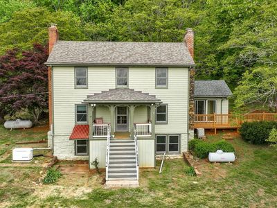 952 Naked Mountain Rd, Shipman, VA, 22971