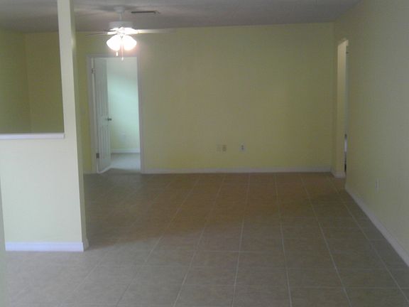 4th image of 12907 Kellywood Cir
