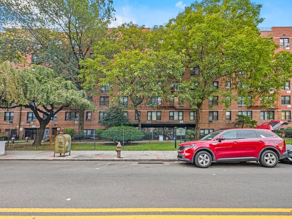 310 Lenox Road image 7 of 7