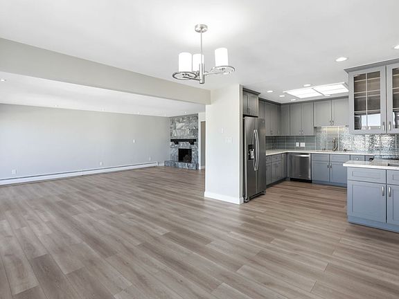 3rd image of 1611 Vallejo St APT 301