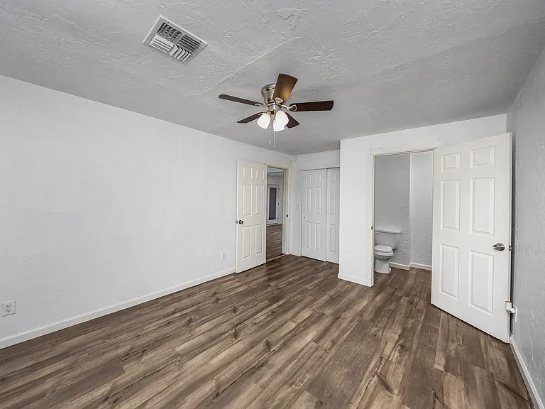 1702 NW Euclid Ave — Photo 13