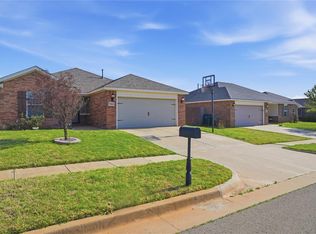 11825 NW 130th St, Piedmont, OK 73078