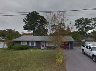 39 Camardo Dr, Wareham, MA 02571
