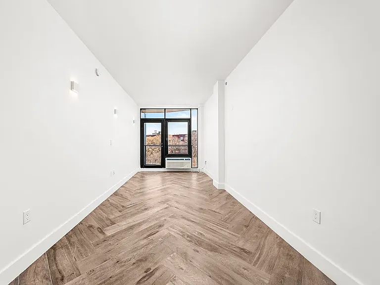 706 Ocean Pkwy #4C — Photo 6