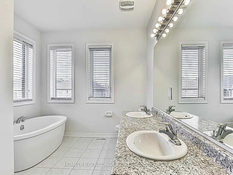 24 Applegate Dr — Photo 13